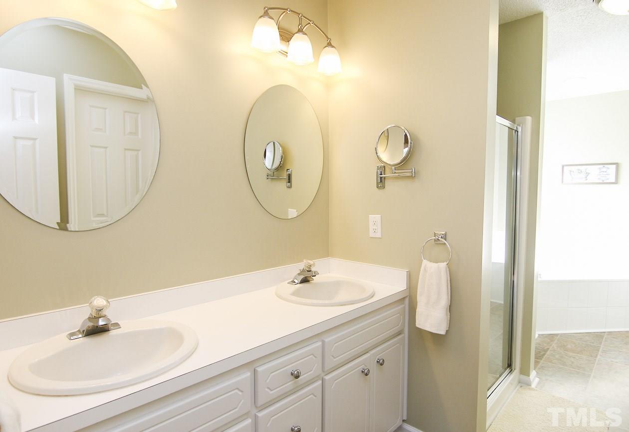 164 Ridge Way Lane Clayton, NC 27520 - Photo 17 of 25 Gallery Image 17