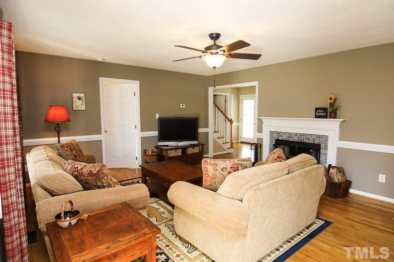 164 Ridge Way Lane Clayton, NC 27520 - Photo 4 of 25 Gallery Image 4
