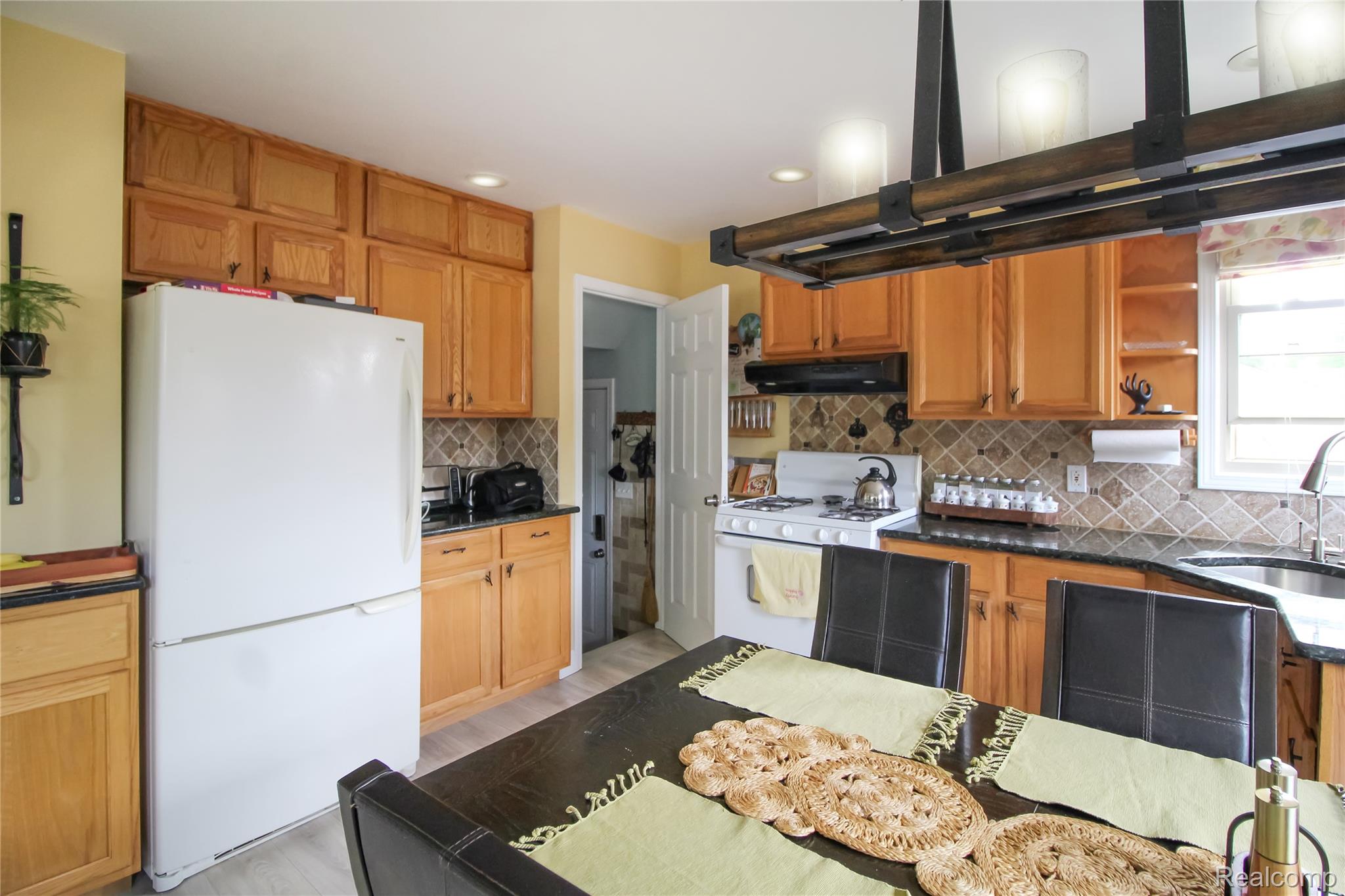 5953 Cooper Street Taylor, MI 48180 - Photo 13 of 33 Kitchen