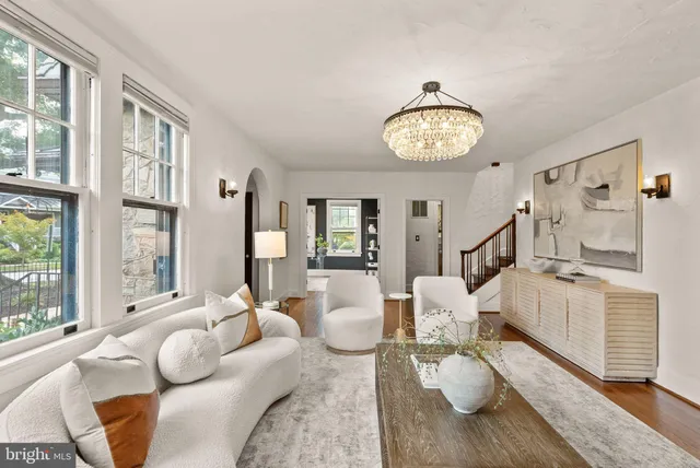 $2,500,000 | 1520 North Highland Street, Arlington, VA 22201