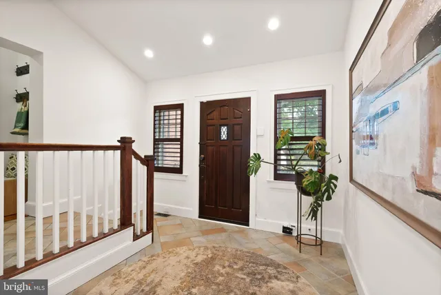 $2,500,000 | 1520 North Highland Street, Arlington, VA 22201