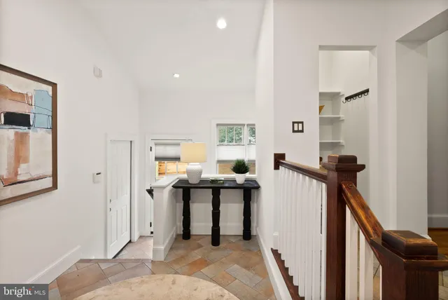 $2,500,000 | 1520 North Highland Street, Arlington, VA 22201