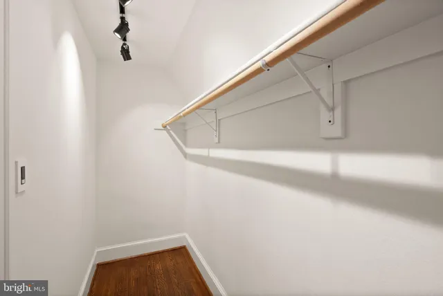 $2,500,000 | 1520 North Highland Street, Arlington, VA 22201