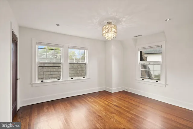 $2,500,000 | 1520 North Highland Street, Arlington, VA 22201