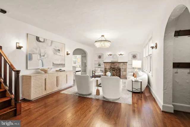 $2,500,000 | 1520 North Highland Street, Arlington, VA 22201