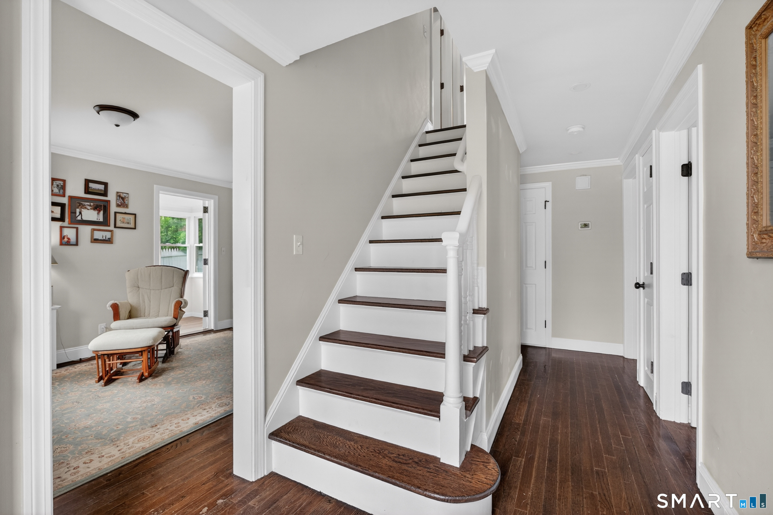 33 Sinclair Street Windsor, CT 06095 - Photo 15 of 27 Front entry.