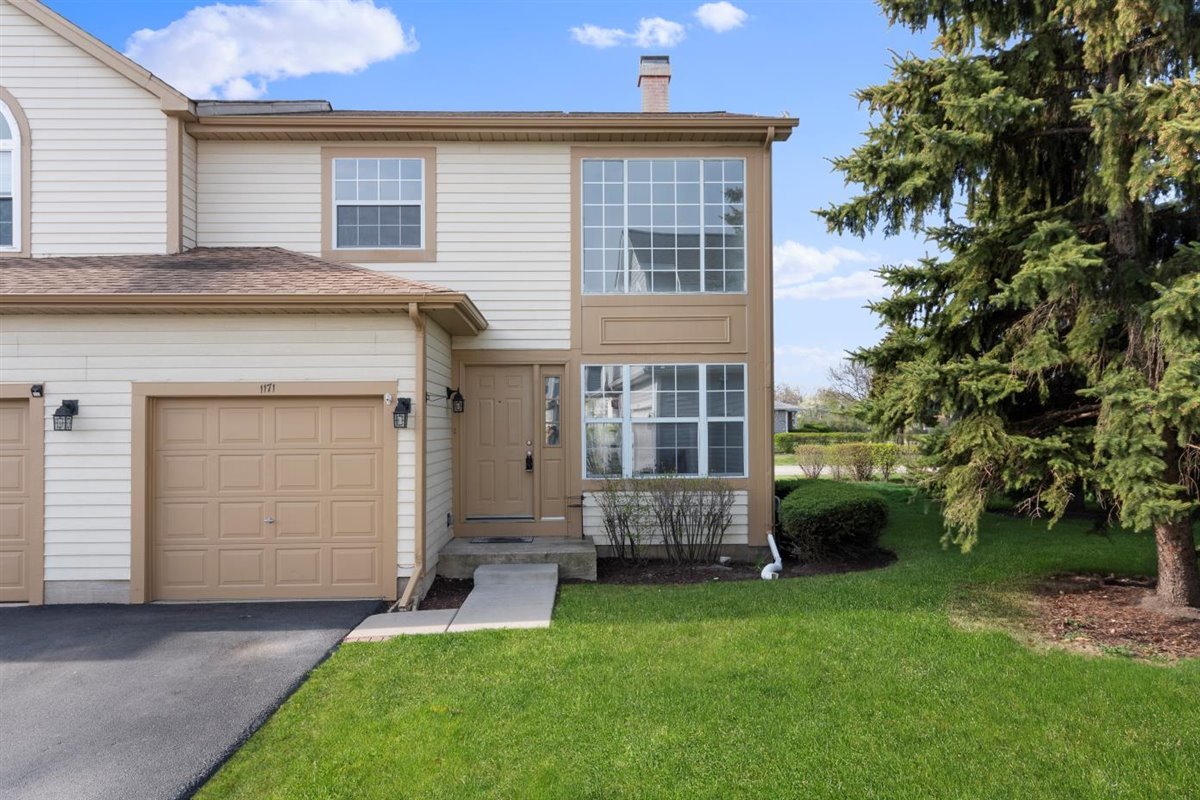 1171 Longford Road Bartlett, IL 60103 - Photo 1 of 22 a view of outdoor space yard and front view of a house