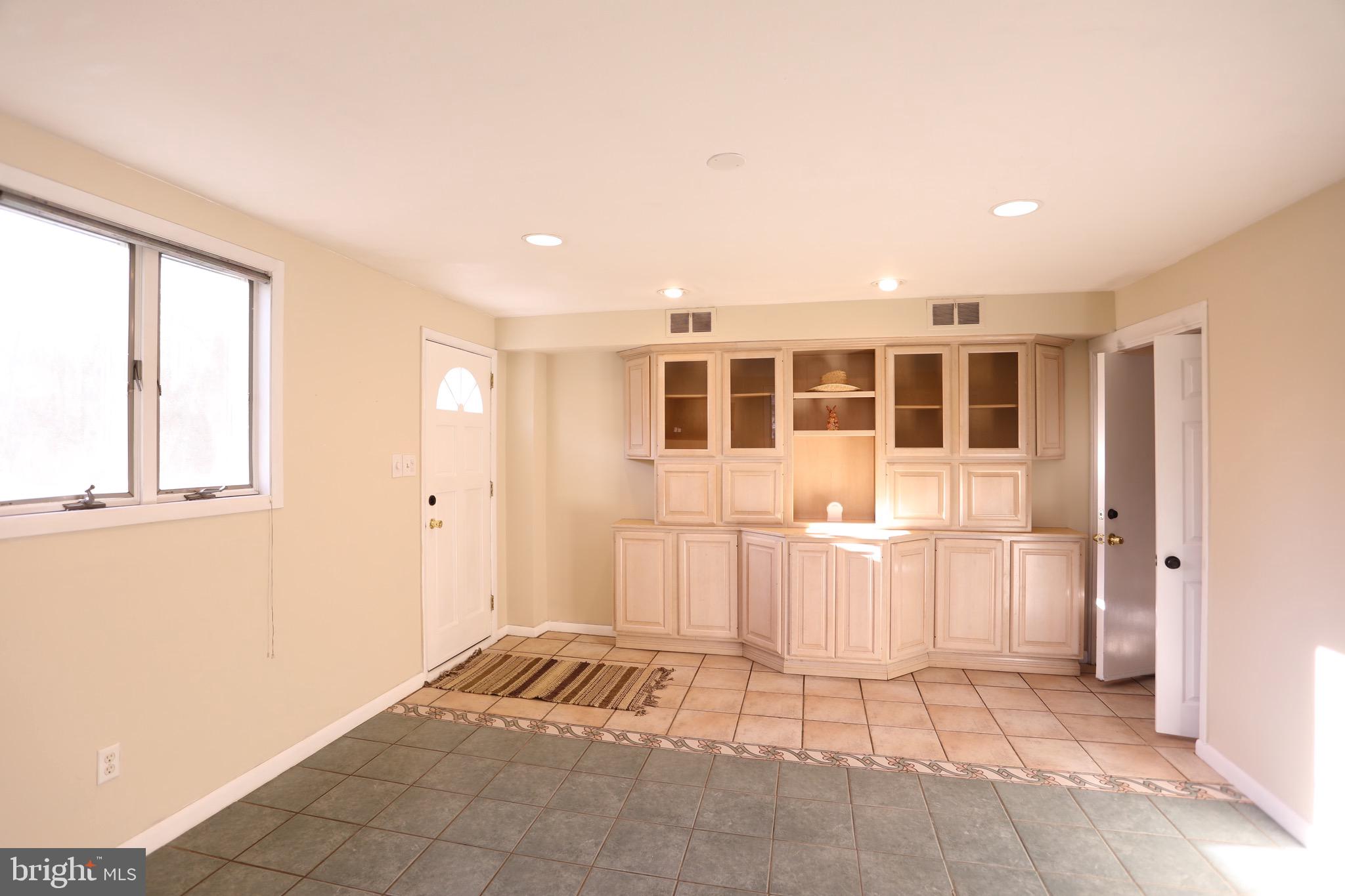 1443 Valley Forge Road Wayne, PA 19087 - Photo 15 of 42