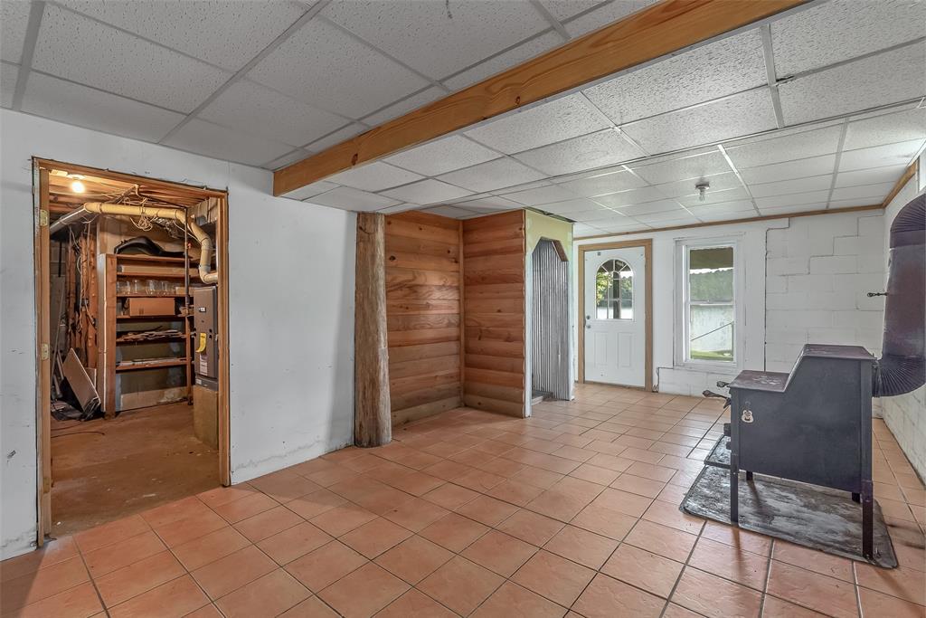 223 Razorback Lane Homer, LA 71040 - Photo 29 of 37 a view of a livingroom with furniture and a chair