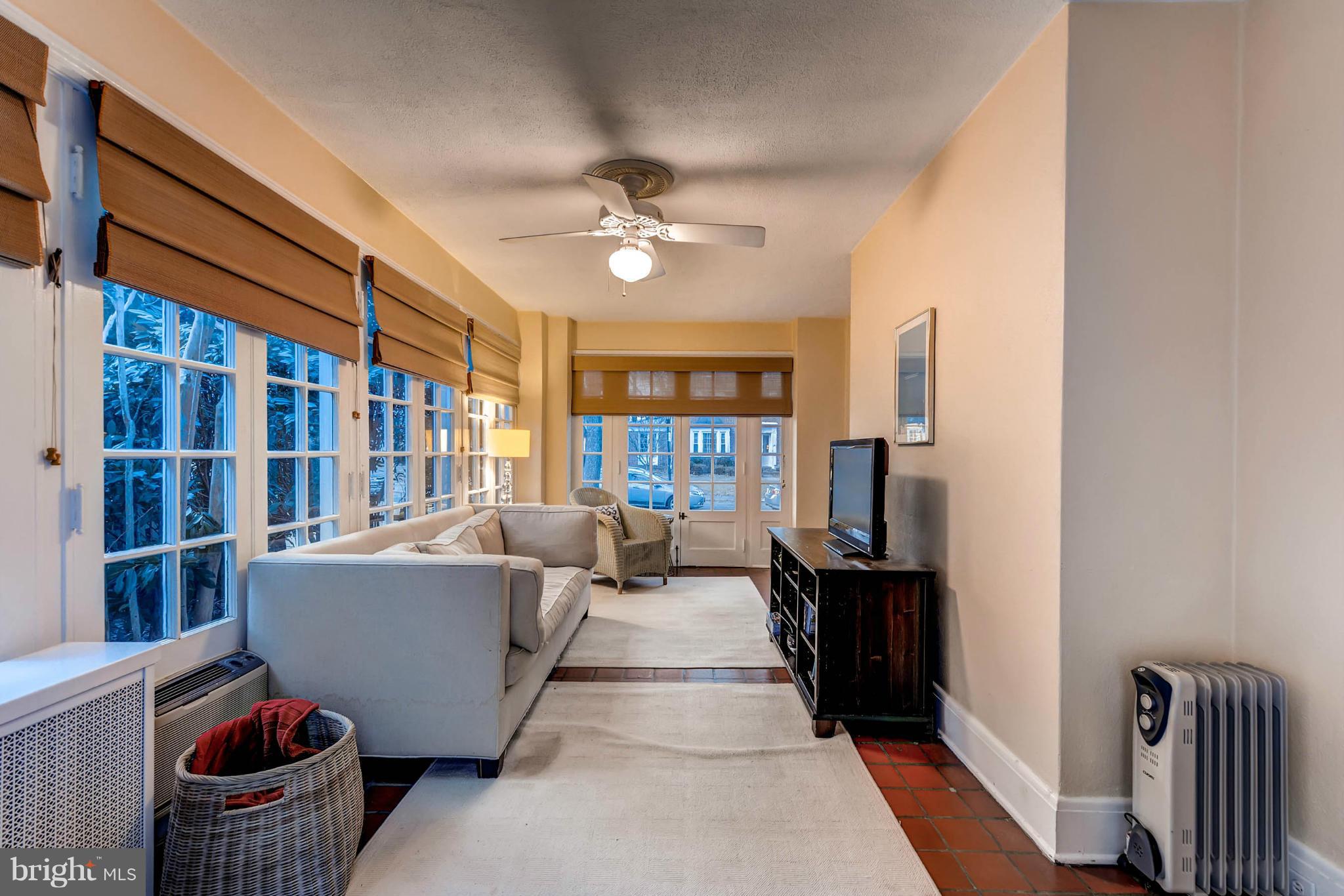 107 St Dunstans Road Baltimore, MD 21212 - Photo 27 of 30 Sun Room