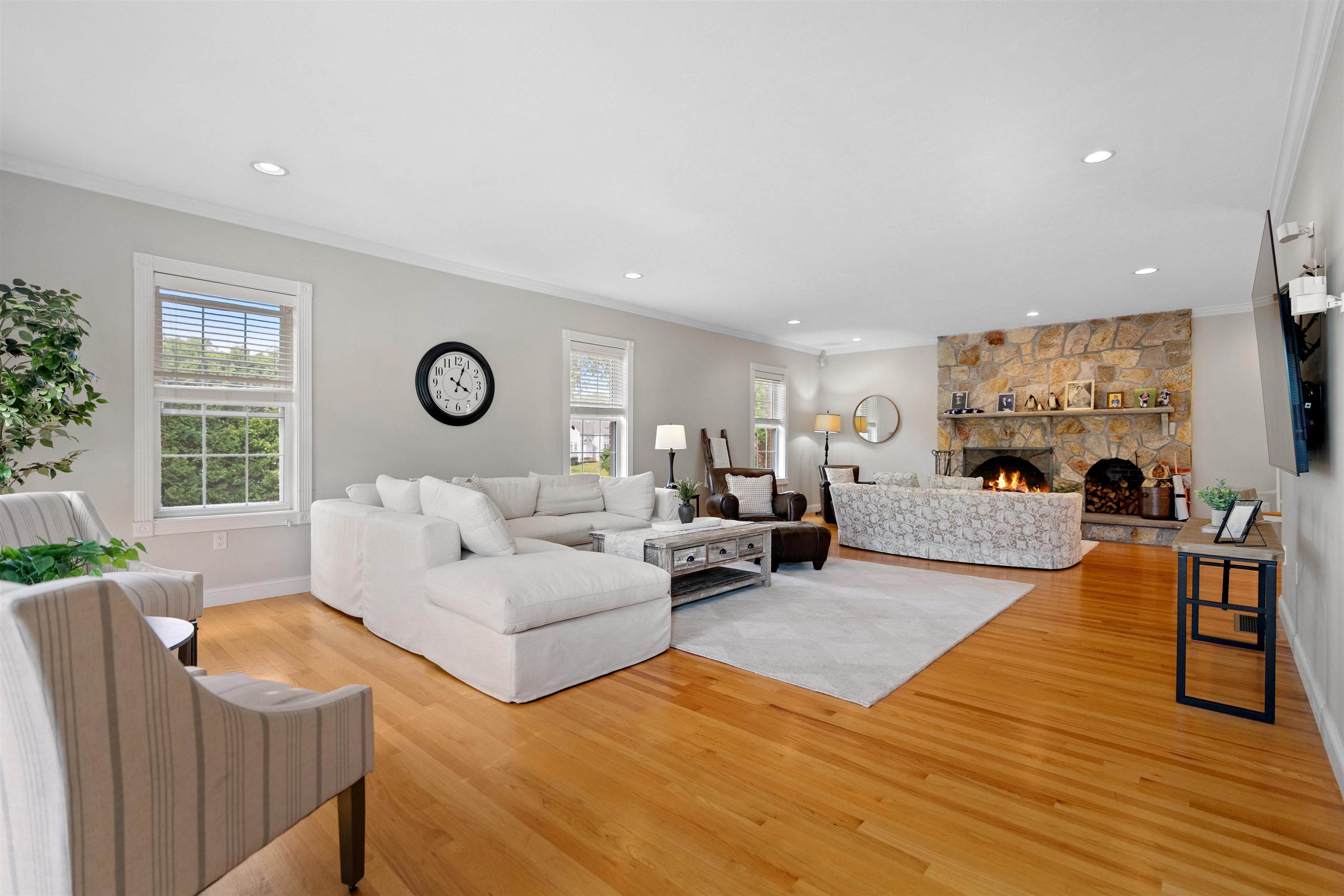 8 Arcadia Lane Salem, NH 03079 - Photo 11 of 55