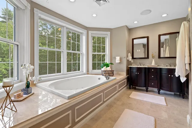 $1,499,000 | 8 Arcadia Lane, Salem, NH 03079