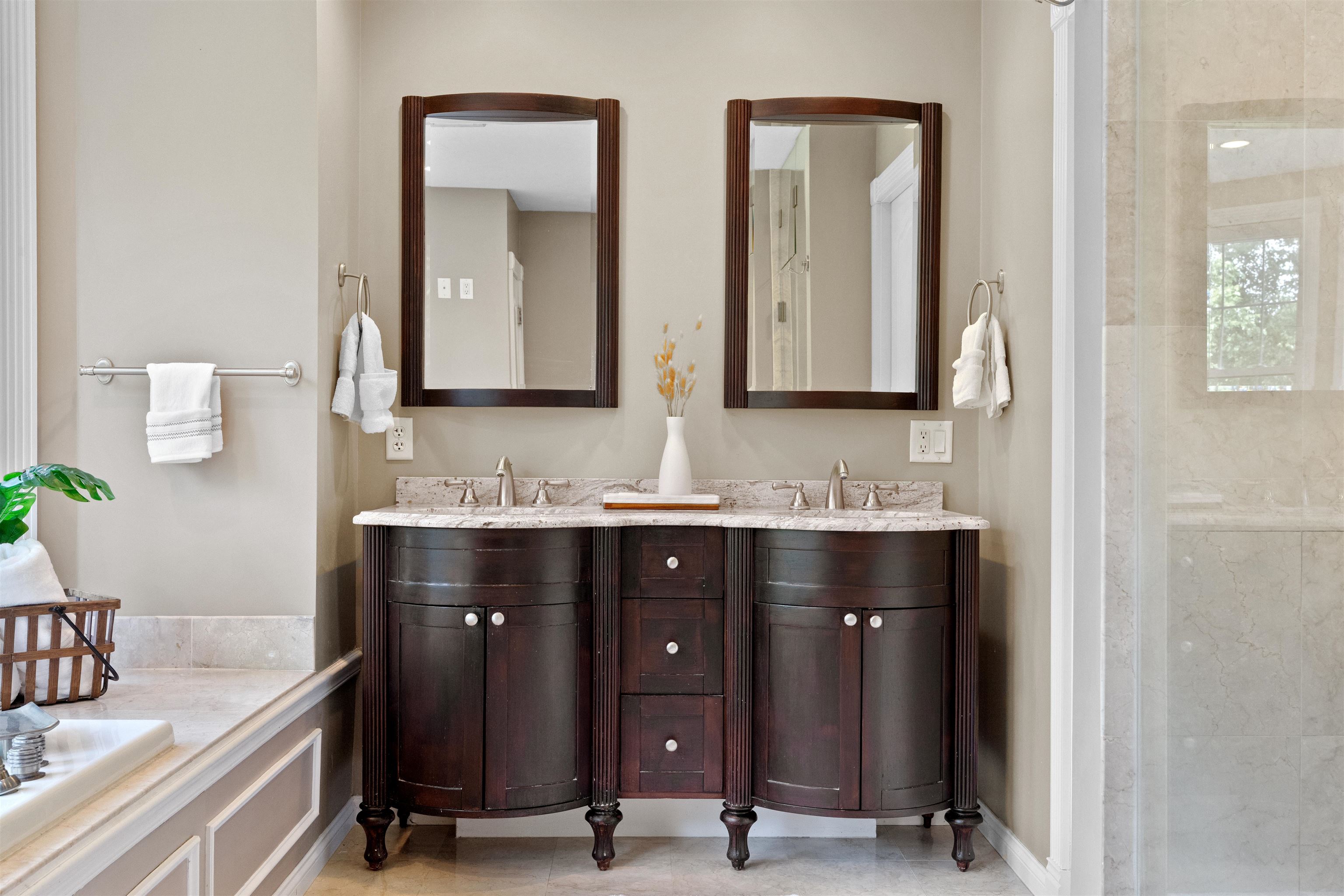 8 Arcadia Lane Salem, NH 03079 - Photo 28 of 55