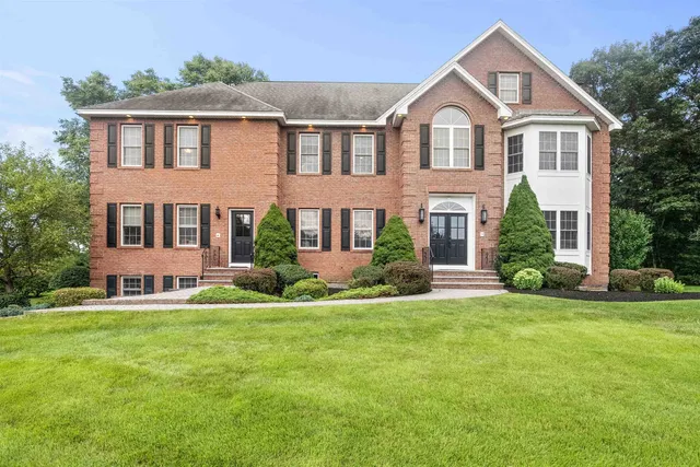 $1,499,000 | 8 Arcadia Lane, Salem, NH 03079