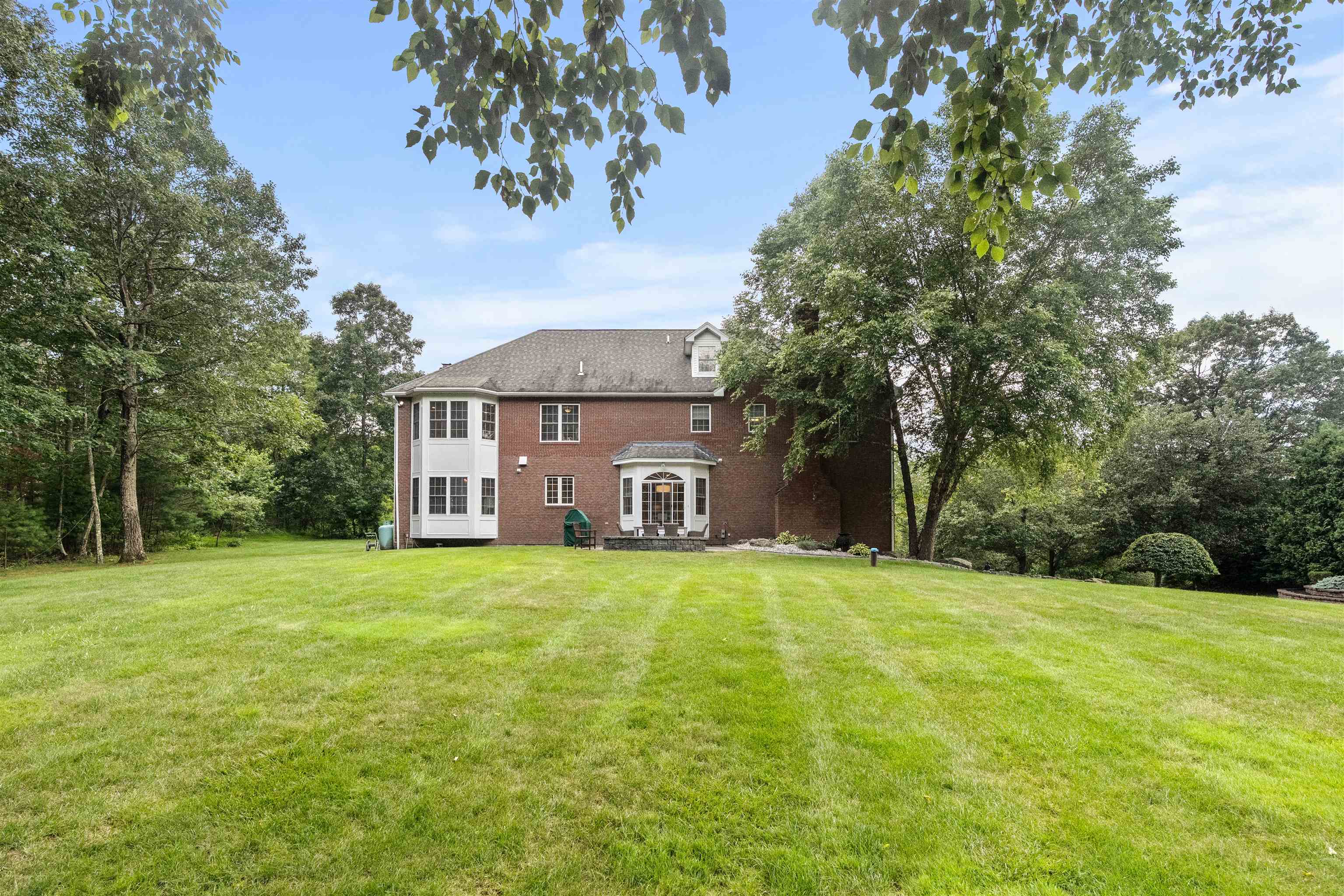 8 Arcadia Lane Salem, NH 03079 - Photo 52 of 55