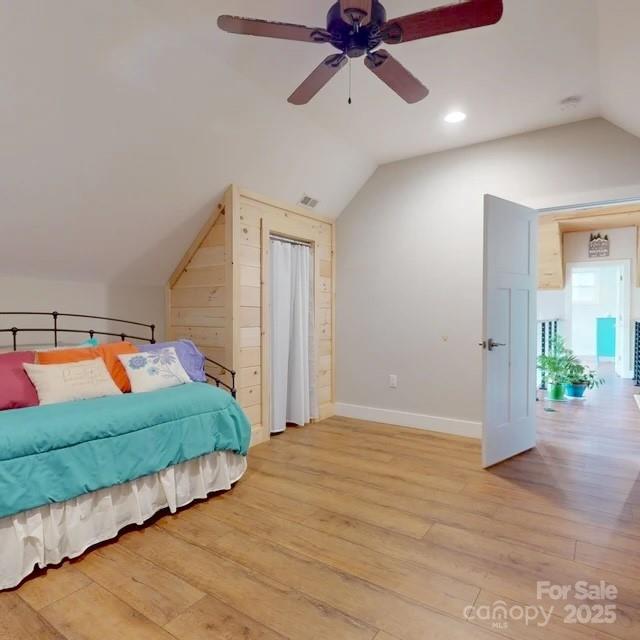 216 Alarka Point Bryson City, NC 28713 - Photo 28 of 47 a view of a livingroom with wooden floor