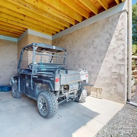 a view of a storage & utility room