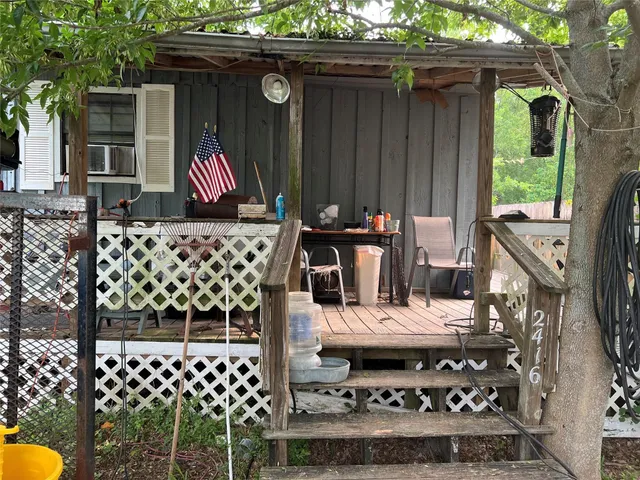 $165,000 | 2416 East Bay Shore Drive, Dickinson, TX 77539