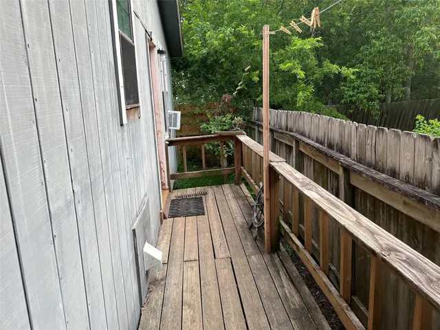 $165,000 | 2416 East Bay Shore Drive, Dickinson, TX 77539