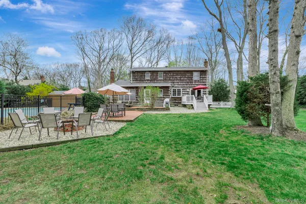 $949,000 | 27 Richie Court North, St. James, NY 11780