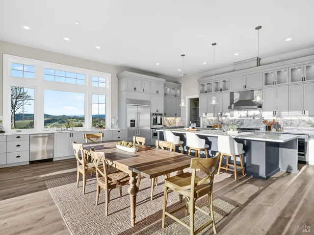 $6,495,000 | 9110 Chalk Hill Road, Healdsburg, CA 95448