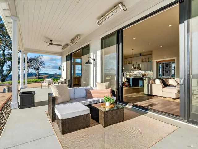 $6,495,000 | 9110 Chalk Hill Road, Healdsburg, CA 95448