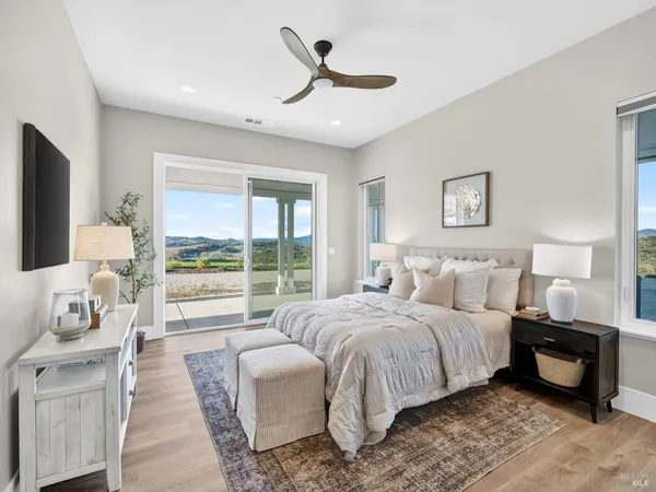 $6,495,000 | 9110 Chalk Hill Road, Healdsburg, CA 95448