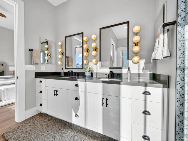 $6,495,000 | 9110 Chalk Hill Road, Healdsburg, CA 95448