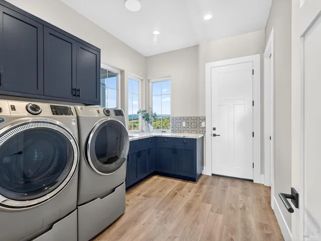 $6,495,000 | 9110 Chalk Hill Road, Healdsburg, CA 95448