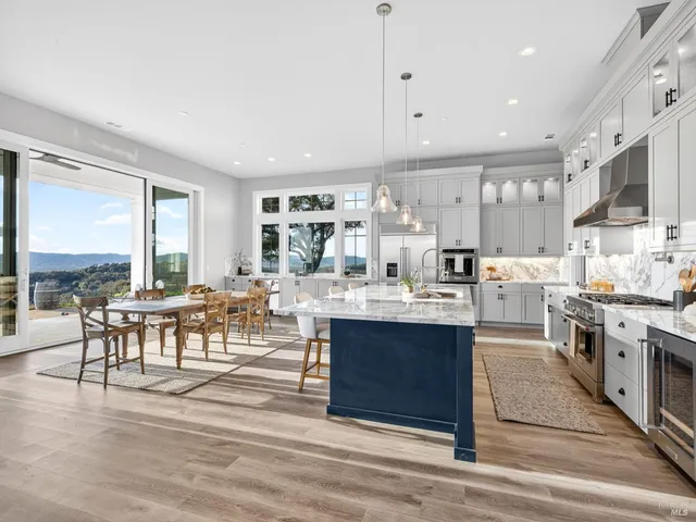 $6,495,000 | 9110 Chalk Hill Road, Healdsburg, CA 95448