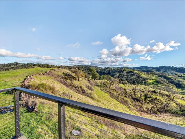 $6,495,000 | 9110 Chalk Hill Road, Healdsburg, CA 95448