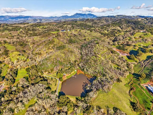 $6,495,000 | 9110 Chalk Hill Road, Healdsburg, CA 95448