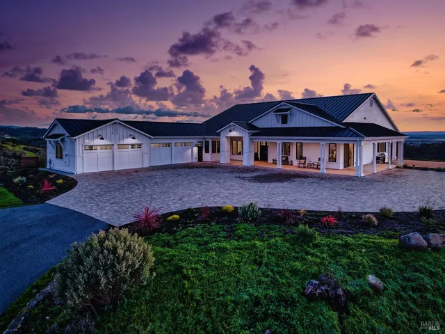 $6,495,000 | 9110 Chalk Hill Road, Healdsburg, CA 95448