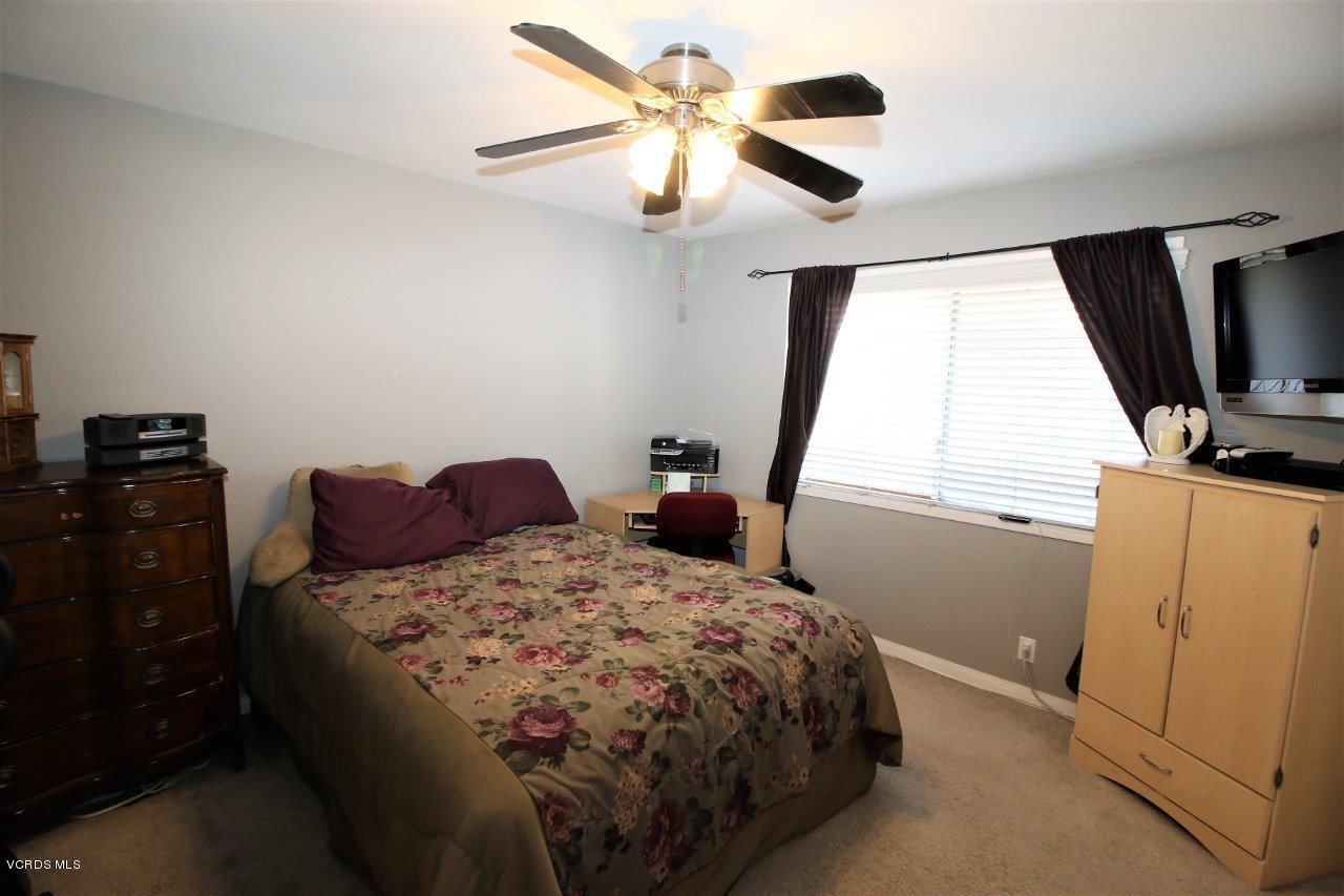 553 Spring Road, Unit 40 Moorpark, CA 93021 - Photo 15 of 15 master bed spring rd2