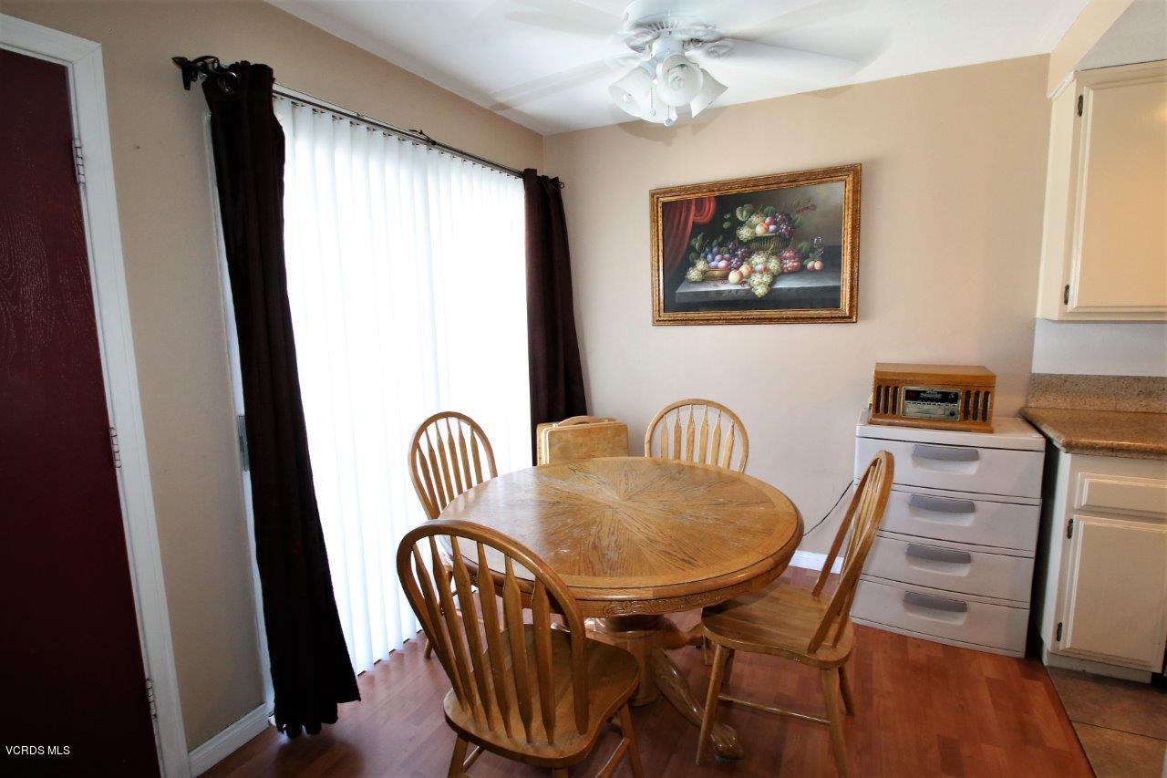 553 Spring Road, Unit 40 Moorpark, CA 93021 - Photo 4 of 15 dinning room spring 2