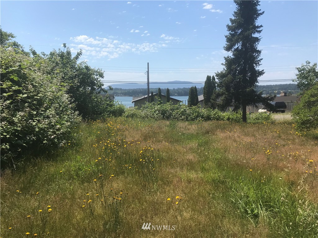 2516 MacKenzie Road Bellingham, WA 98226 - Photo 1 of 3 Gallery Image 1