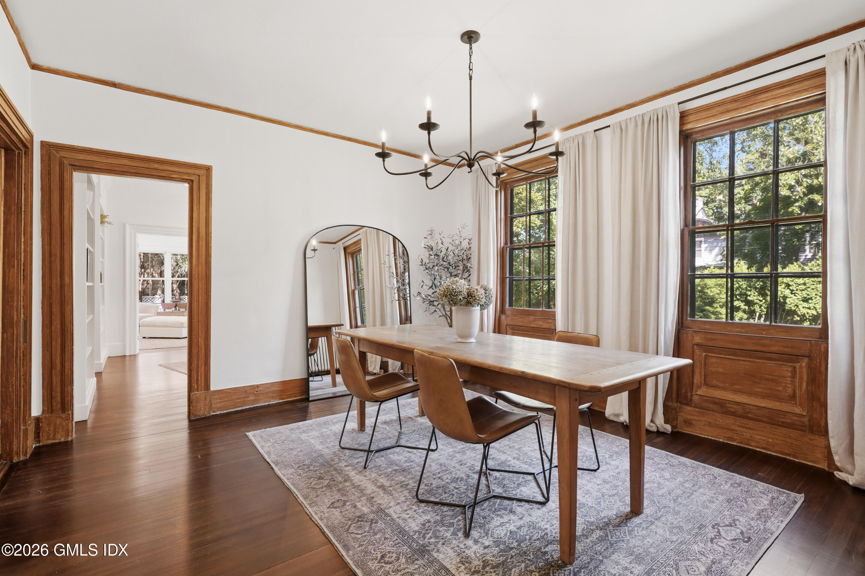 33 Mead Avenue Cos Cob, CT 06807 - Photo 9 of 36 18