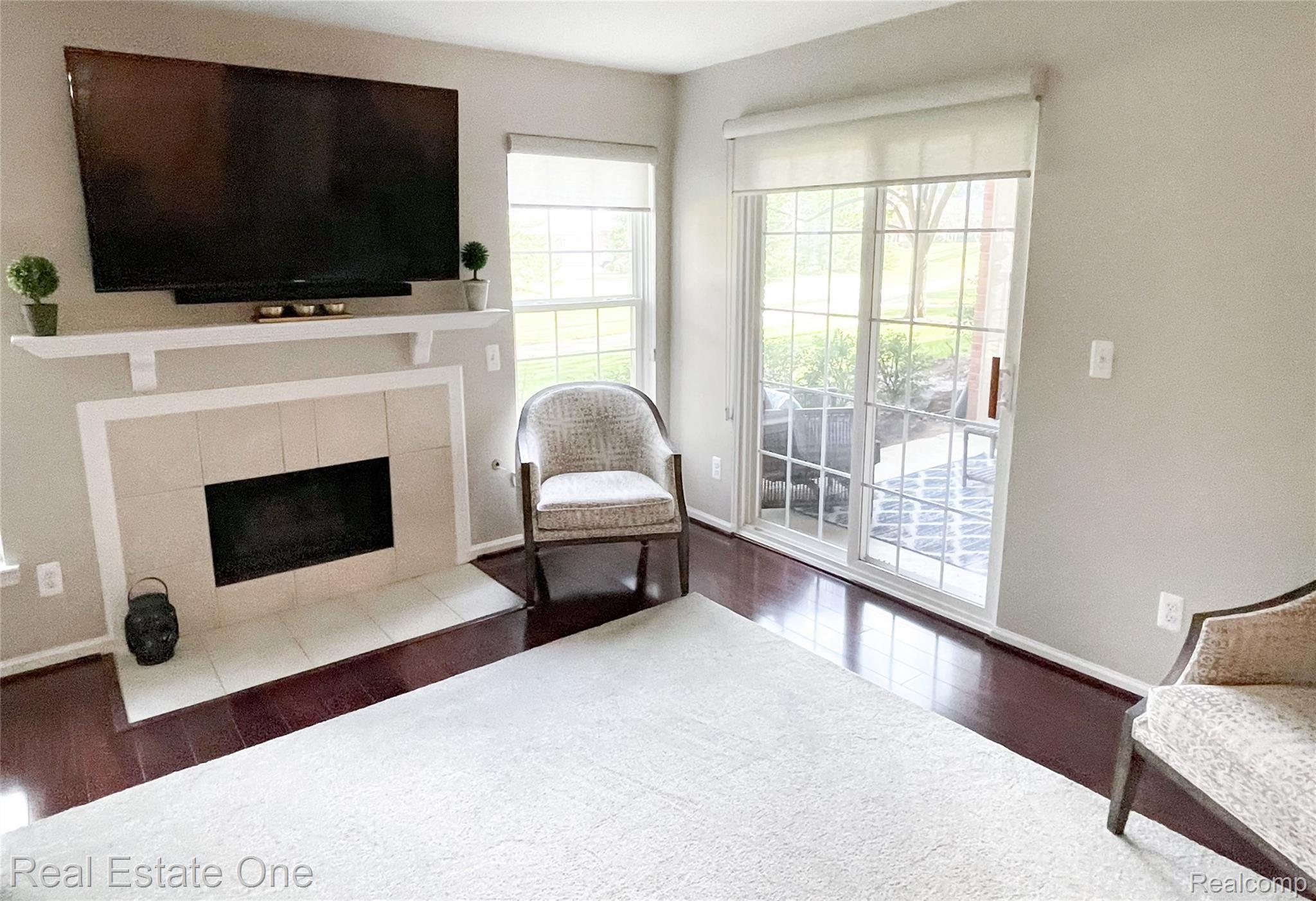 3521 Tremonte Circle Rochester, MI 48306 - Photo 12 of 30 10.jpeg
