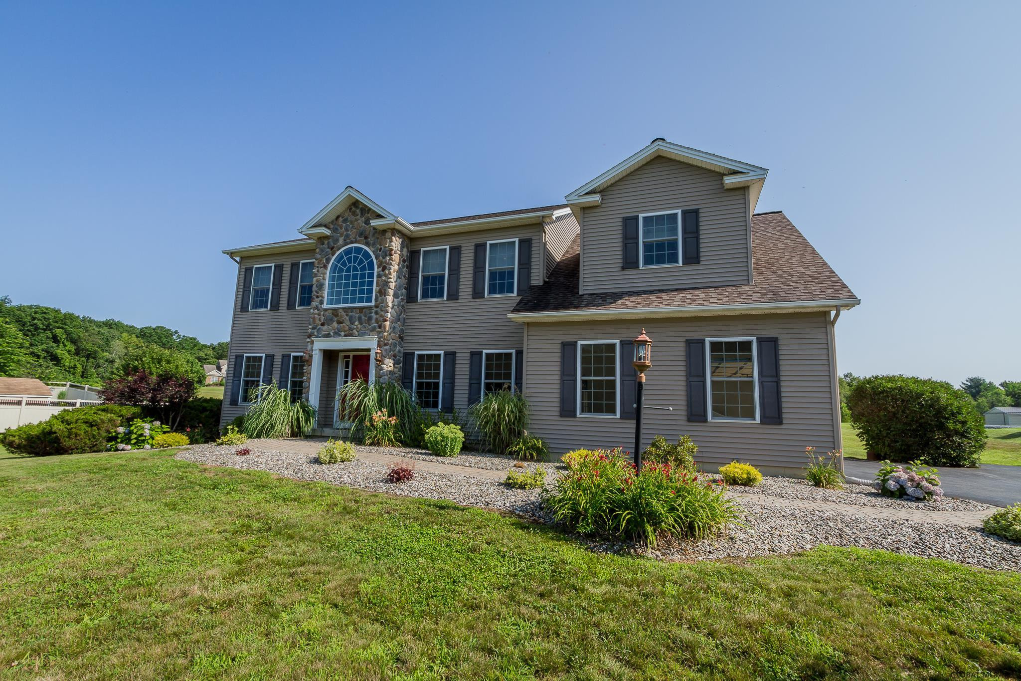 44 Stratton Lane Stillwater, NY 12170 - Photo 2 of 54 Photo 2