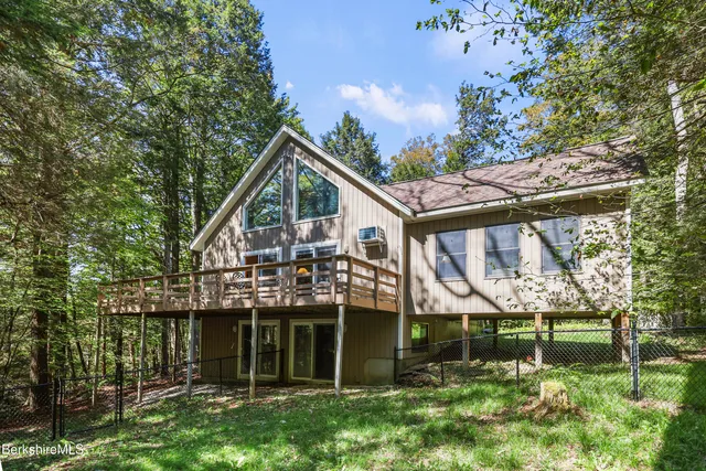 $549,000 | 95 Sugar House Road, Otis, MA 01253