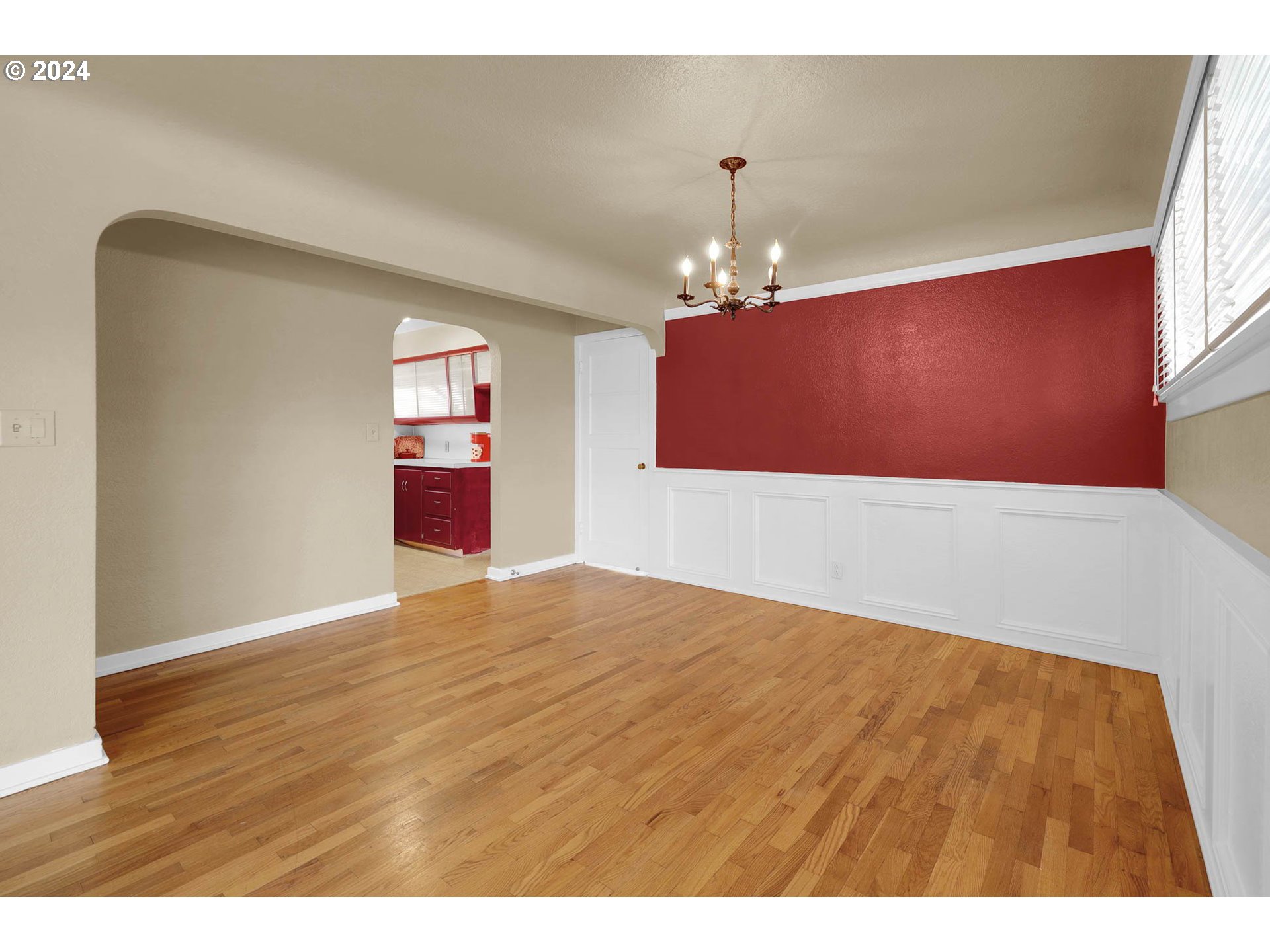 647 16th Street Springfield, OR 97477 - Photo 8 of 35 Dining Room