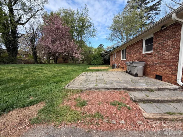 $1,595 | 1180 Huntsmoor Drive, Gastonia, NC 28054