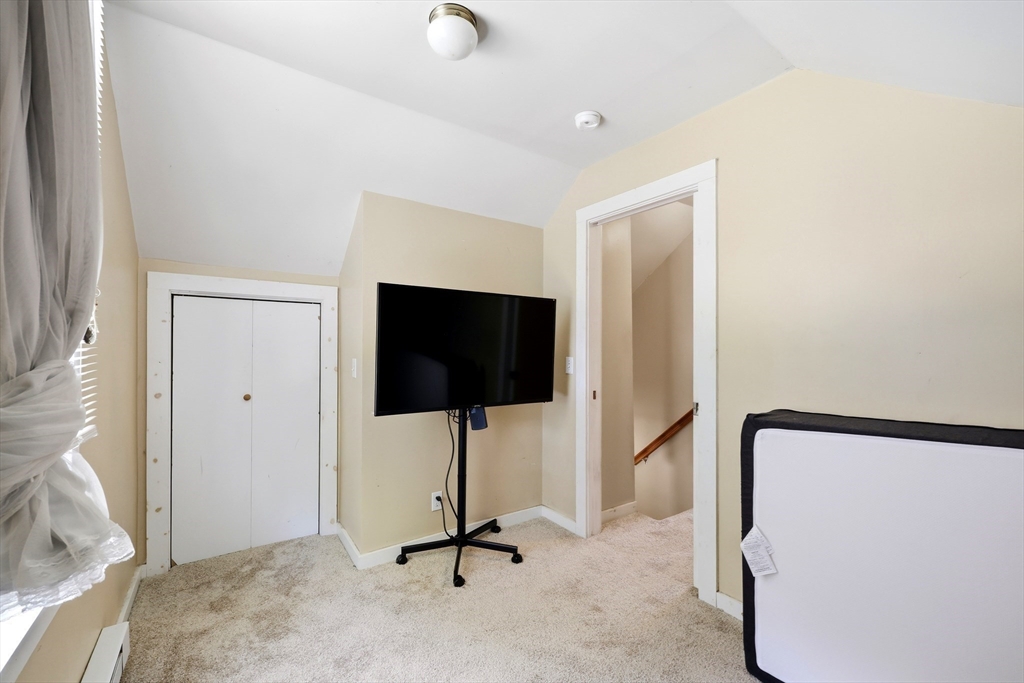 85 Otter Point Road Westfield, MA 01085 - Photo 16 of 40