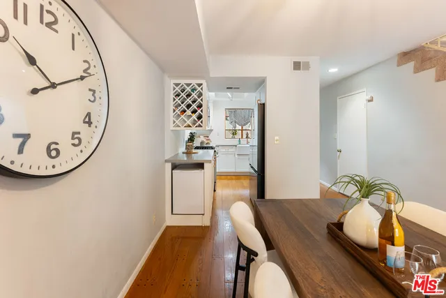 $599,000 | 10921 Morrison Street, Unit 6, North Hollywood, CA 91601