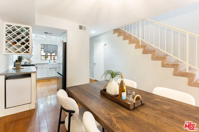 $599,000 | 10921 Morrison Street, Unit 6, North Hollywood, CA 91601