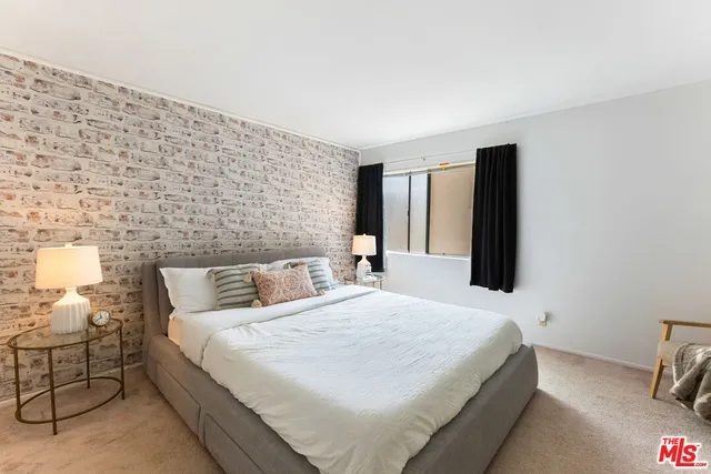 $599,000 | 10921 Morrison Street, Unit 6, North Hollywood, CA 91601