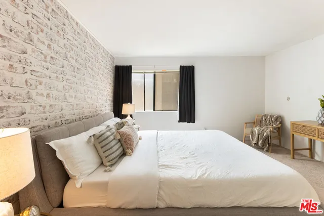 $599,000 | 10921 Morrison Street, Unit 6, North Hollywood, CA 91601