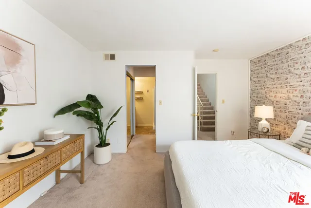 $599,000 | 10921 Morrison Street, Unit 6, North Hollywood, CA 91601