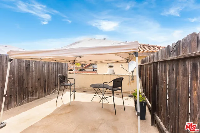 $599,000 | 10921 Morrison Street, Unit 6, North Hollywood, CA 91601