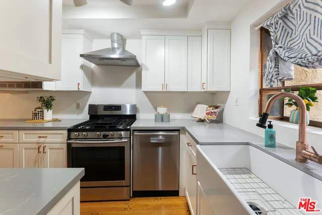 $599,000 | 10921 Morrison Street, Unit 6, North Hollywood, CA 91601